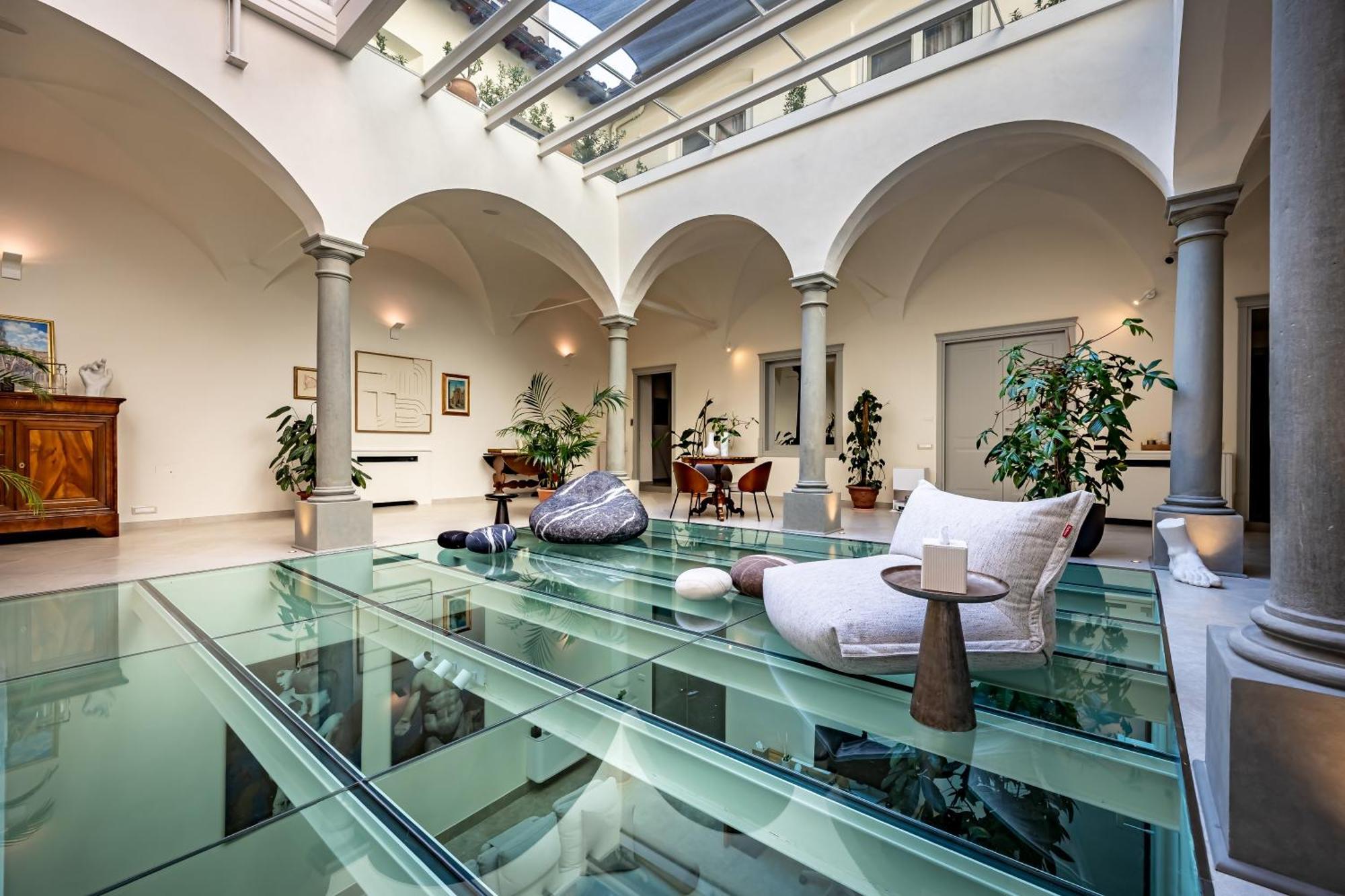 Dimora Collection - Le Corti - Boutique Luxury In A Restored 13th Century Convent, With Sauna And Gym (adults Only) Aparthotel