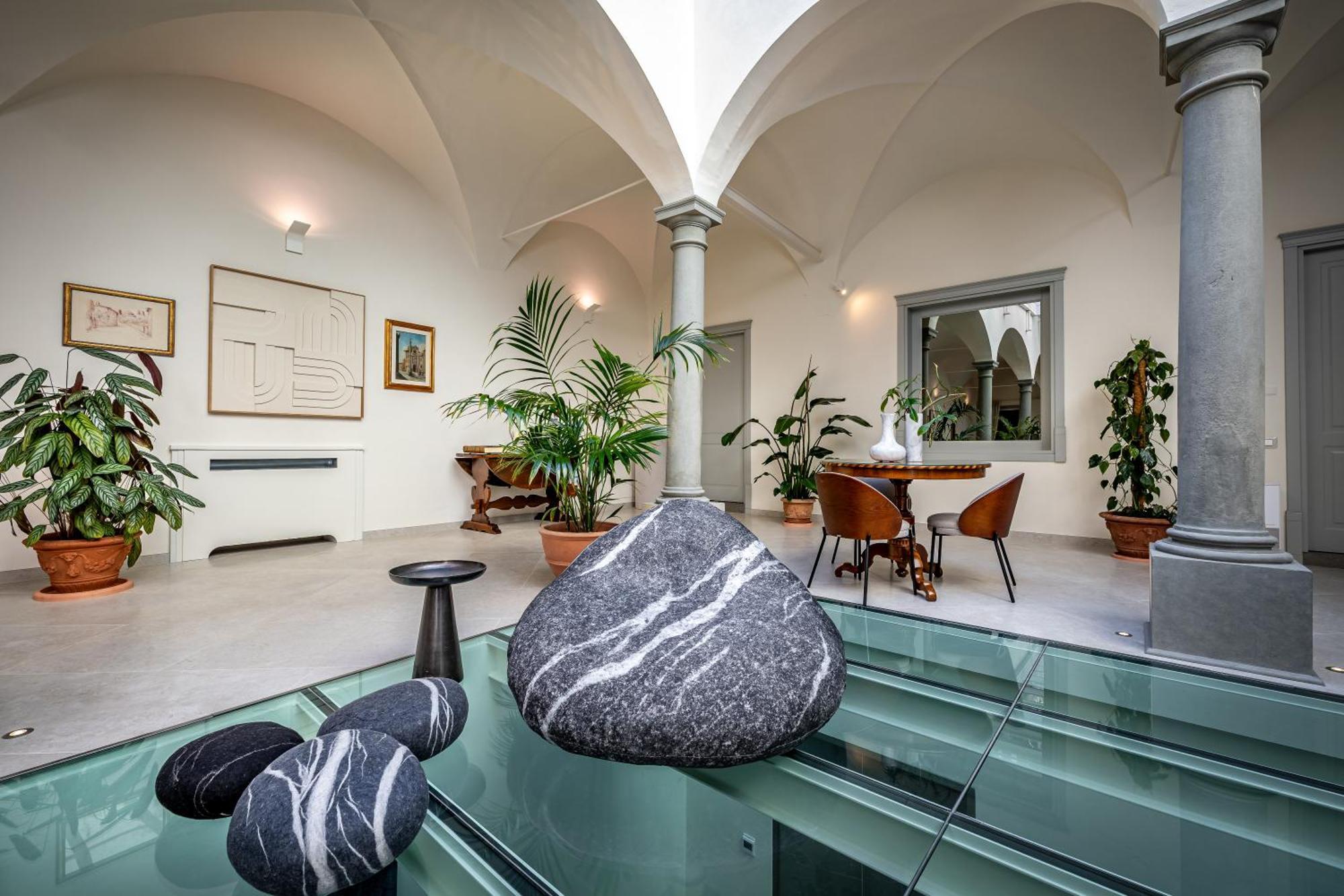 Dimora Collection - Le Corti - Boutique Luxury In A Restored 13th Century Convent, With Sauna And Gym (adults Only) * Florence