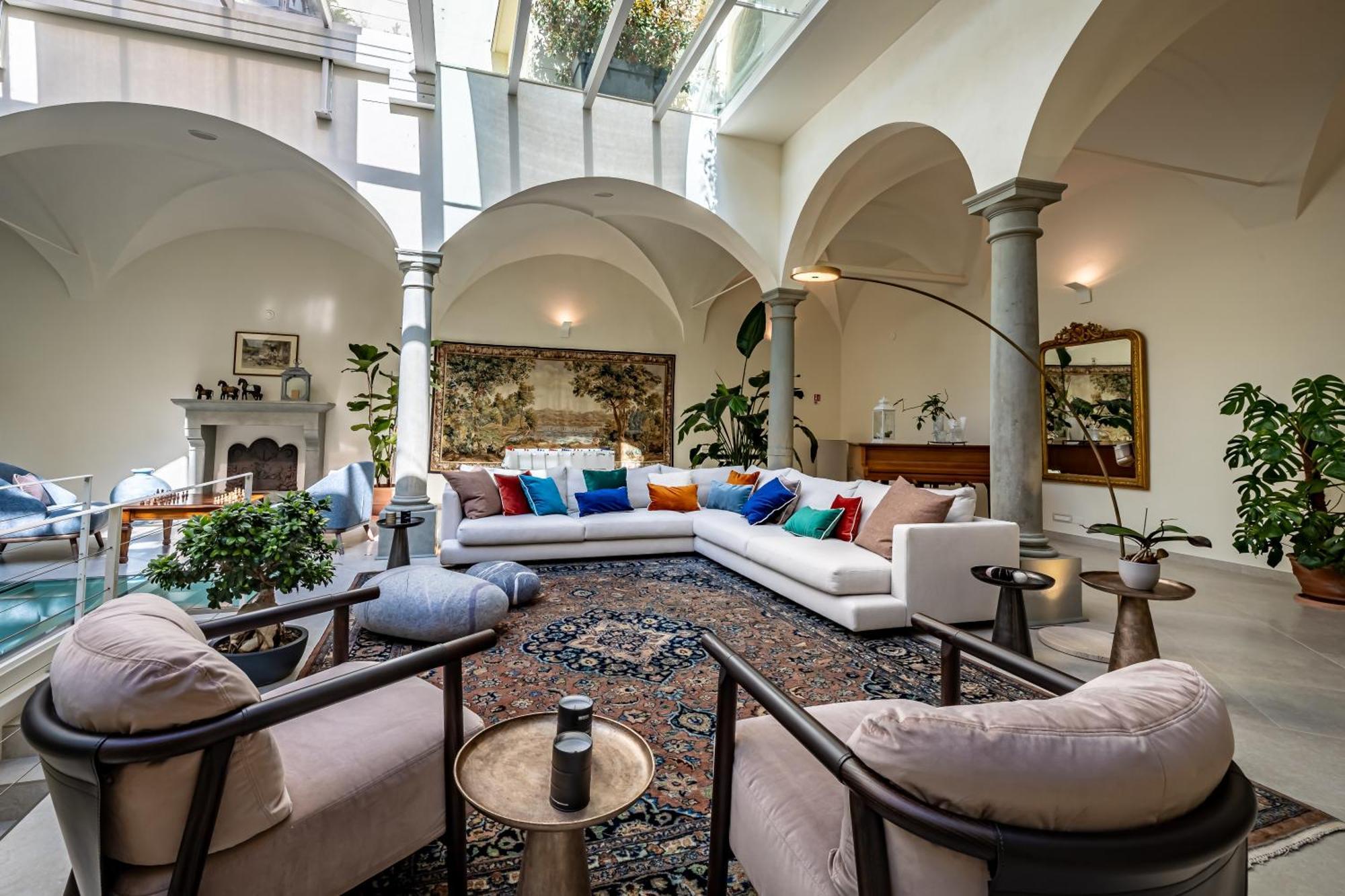 Dimora Collection - Le Corti - Boutique Luxury In A Restored 13th Century Convent, With Sauna And Gym (adults Only) Aparthotel